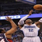 «Superman» Howard rompió su promesa a Mickey Mouse y pidió el traspaso