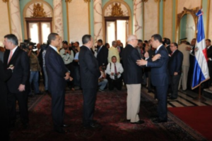 Presidente Fernández recibe saludos por su cumpleaños 58