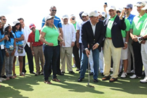 Fernández destaca avance del golf en RD como parte del desarrollo turístico