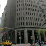 Los salarios y bonos en Wall Street caen a su nivel más bajo desde 2008