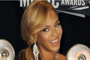 Beyoncé vuelve a casa rodeada de polémica y bajo grandes medidas de seguridad