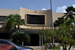 Ministerio de Hacienda muestra satisfacción por informe “Fitch Ratings”