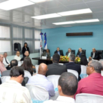 MIC interviene en conflicto empresarios y transportistas de combustibles