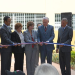 Autoridades entregan remodelación liceo politécnico en Pedernales