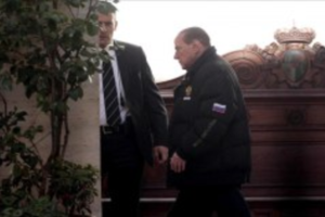 Berlusconi evita la condena del juicio Mills ante la prescripción del delito