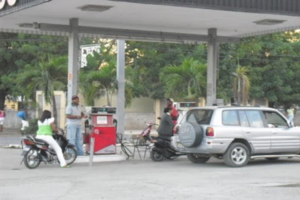 Combustibles seguirán sin variación de precios