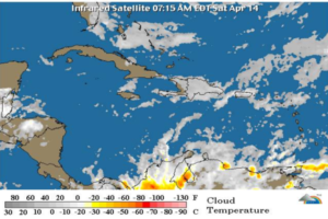 Onamet informa sistema frontal y vaguada generan nublados y aguaceros