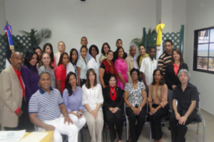 Unicaribe realiza diplomado en el que gradúa 41 profesionales
