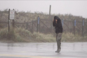 «Beryl» se debilitará cuando el lunes toque tierra sobre Florida y Georgia