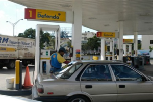 Combustibles bajan desde este sábado, entre RD$2.10 y RD$270