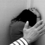 Julliand dice tres de cada 10 mujeres reciben maltratos