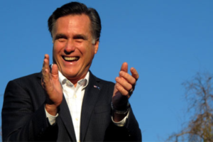 Mitt Romney recauda casi 77 millones de dólares en mayo, 17 más que Obama