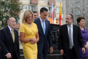 Romney cierra en Varsovia gira internacional marcada por deslices