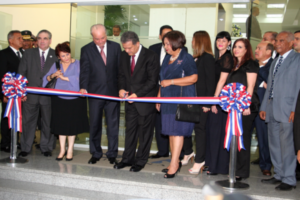 Aduanas inaugura oficinas sede central con presencia del presidente Fernández