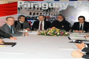 Franco y Lugo exponen a diputados europeos su visión del relevo en Paraguay