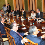 Medina escucha planteamiento para relanzar Zona Colonial