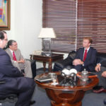 Representantes de prestadoras, empresarios y diplomáticos visitan presidente Consejo Directivo del Indotel