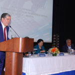 Indotel y MESCyT entregan becas y utencilios a 100 estudiantes