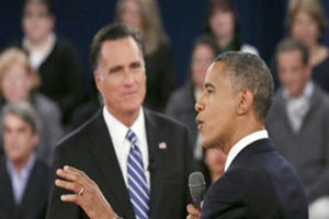 Obama pasa al ataque y gana un tenso debate en el que Romney mantuvo el tipo