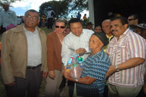 Comedores Económicos distribuyen raciones alimenticias en Elías Piña