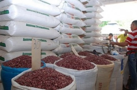 FAO: precios de alimentos bajaron un 8% en los diez primeros meses del año