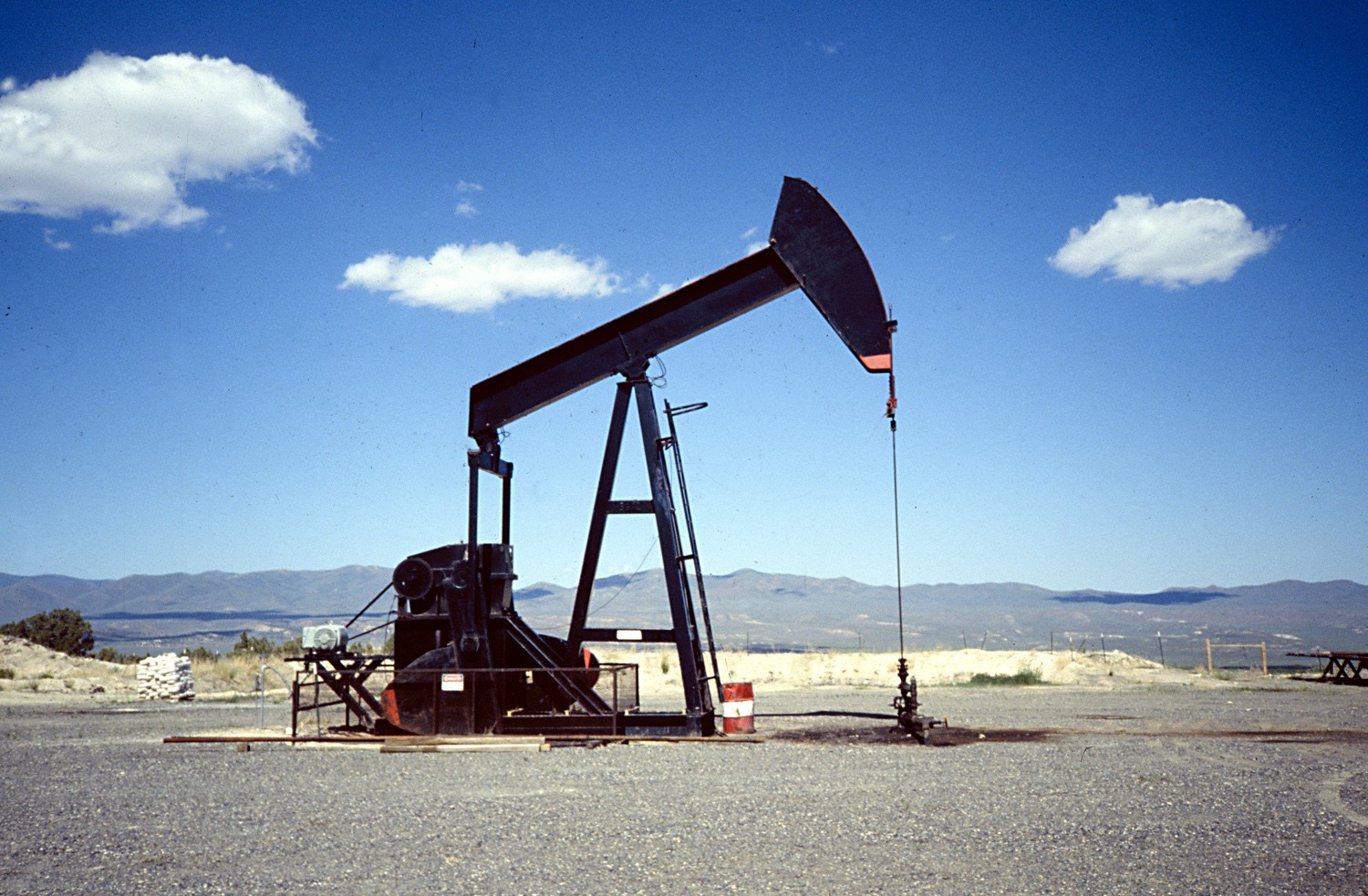 Petróleo de Texas sube y finaliza en US$96.24 el barril