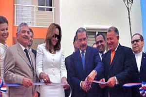 Medina: “Mi política es trabajar de la mano con todos los alcaldes para hacer cosas buenas para la gente”