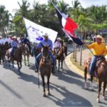 Realizan con éxito cabalgata de la Feria Agropecuaria 2013