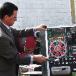 Ministerio de Hacienda destruye 250 tragamonedas que operaban ilegalmente