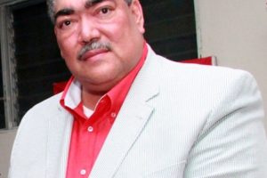 Miguel Mejía viaja a Venezuela a actos oficiales de Exequias del presidente Chávez