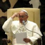 El papa Francisco es progresista y sabe estar en el siglo XXI, dice grafóloga