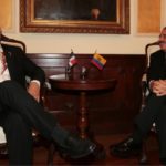 Presidente Medina recibe en su despacho a su homólogo Correa