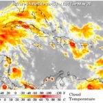 Aguaceros, tormentas eléctricas y aisladas ráfagas de vientos continuarán debido a vaguada