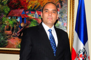 Nombran a Enrique Ramírez Paniagua administrador de BanReservas