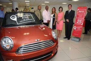 Avis Rent Car anuncia alianza con Mini Cooper en apertura de sus nuevas oficinas en Galería 360