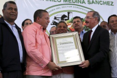 Presidente Medina: “Hago un gobierno abierto, plural, con todos y para todos”