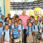 EDE Este dona 2,680 mochilas y útiles escolares a estudiantes de su área de concesión