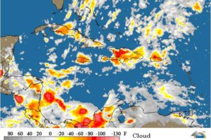 Vaguada continúa sobre el país provocando aguaceros con tormentas eléctricas y aisladas ráfagas de viento.