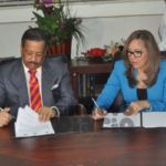 Pasaportes y JCE firman convenio institucional