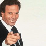 Julio Iglesias ofrecerá en junio un concierto «íntimo» en RD