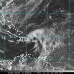 Baja en altura y vaguada provocan aguaceros, tormentas eléctricas y ráfagas de vientos sobre RD