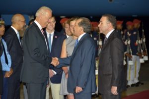 Vicepresidente de los Estados Unidos llega a RD para reunirse con el presidente Danilo Medina