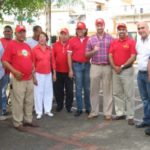 Reformistas activos, reparten golosinas por Día del Padre