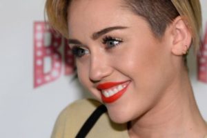CNEPR ratifica en apelación suspensión del concierto de Miley Cyrus