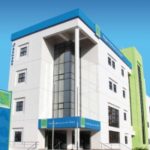 SeNaSa informa auspicia toma de presión arterial y prueba glicemia a visitantes