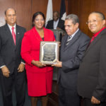 De León plantea a directivo del IFGLA gestionar apoyo para ampliar formación de líderes