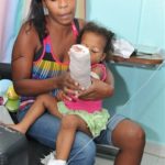 Una bebé es sometida a cirugía por machetazos recibidos de hombre atacó a su madre