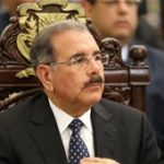 El presidente Medina emite decreto en que autoriza la venta de La tabacalera