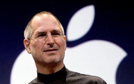 Retiran monumento ruso a Steve Jobs tras salida de armario de su sucesor en Apple