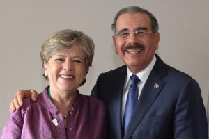 Danilo Medina se reúne con secretaria ejecutiva de la CEPAL